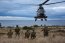 Ministro de Defensa y Comandante en Jefe de la Armada revistan a personal de la Fuerza Anfibia desplegado en tierra