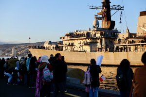 Fragata “Almirante Cochrane” regresa a Valparaíso tras completar exigente despliegue internacional en el Pacífico