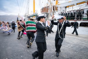 Buque Escuela “Esmeralda” recaló en Iquique para celebrar Fiestas Patrias