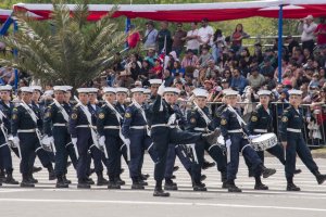 Efectivos navales participan en la Revista Preparatoria de la Gran Parada Militar 2026