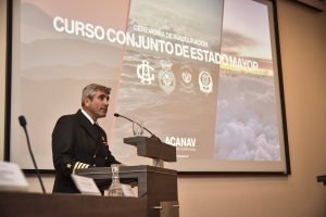 Academia de Guerra Naval inicia Curso Conjunto de Estado Mayor 2026 con 114 Oficiales nacionales y extranjeros