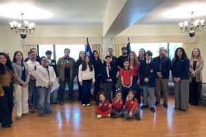 Capitanía de Puerto de Punta Arenas premió a ganadores de sus concursos de fotografía y pintura