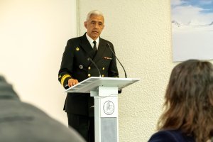 Armada de Chile presentó detalles de su despliegue operacional antártico en el lanzamiento de la ECA 63° en INACH